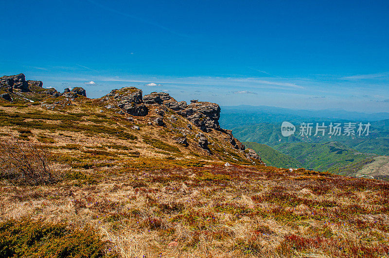 BabinBabin zub是塞尔维亚东南部Stara Planina山脉的一座山峰